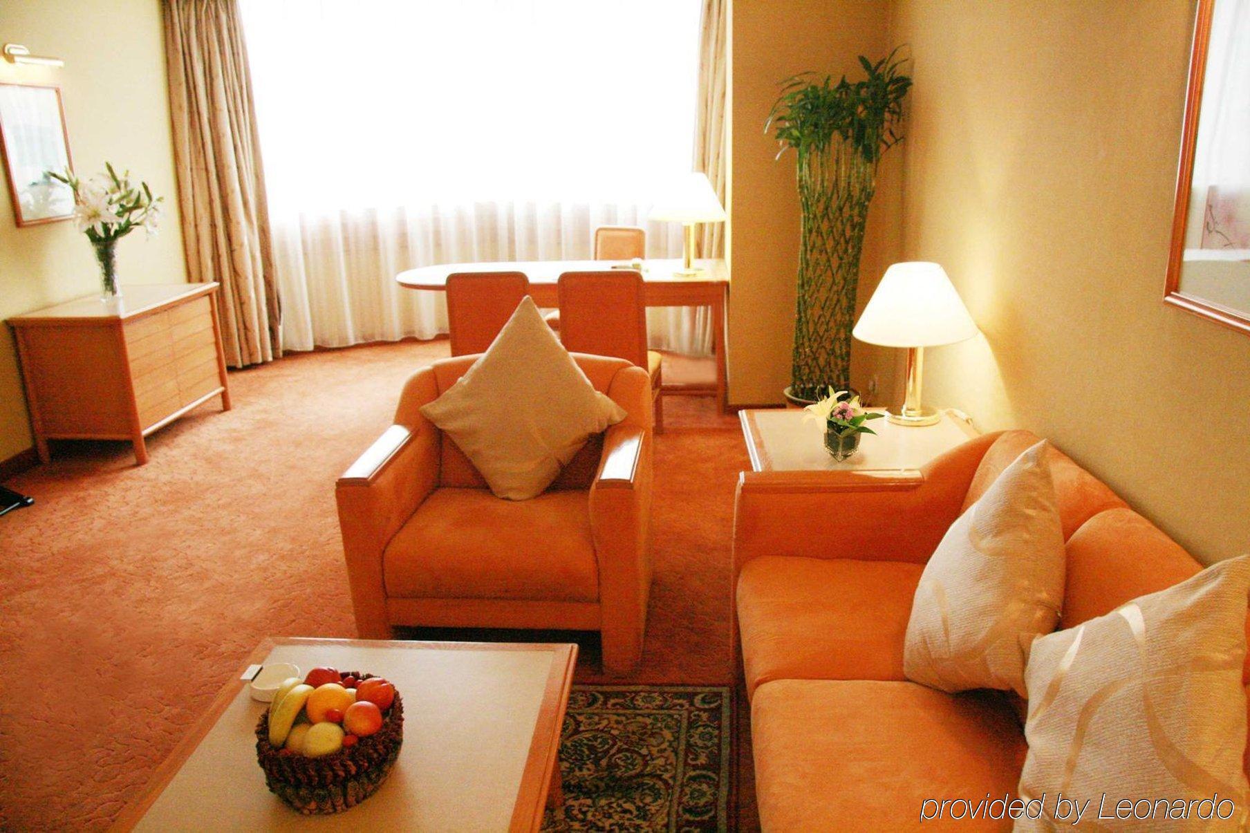 Gloria Plaza Shenyang Hotel Habitación foto